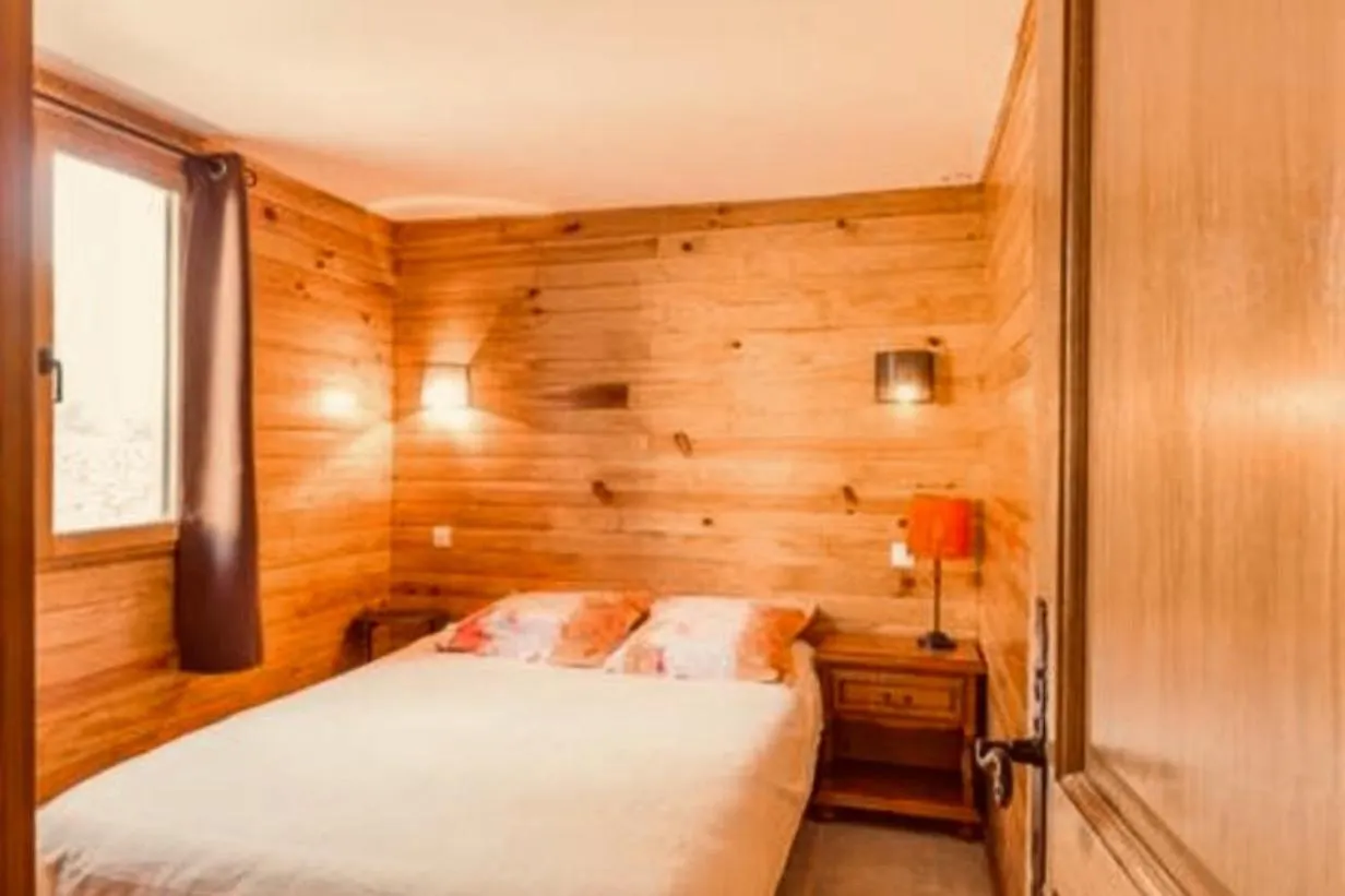 Holiday home Chalet Piscine Couverte/Jardin/Terrasse Le Beausset